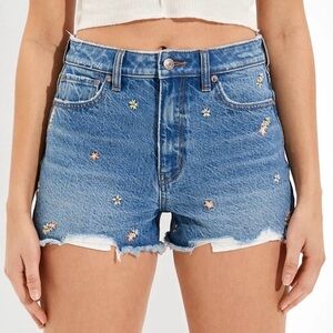 AMERICAN EAGLE  Mom Shorts Raw Hem Embroidered Flowers. 2